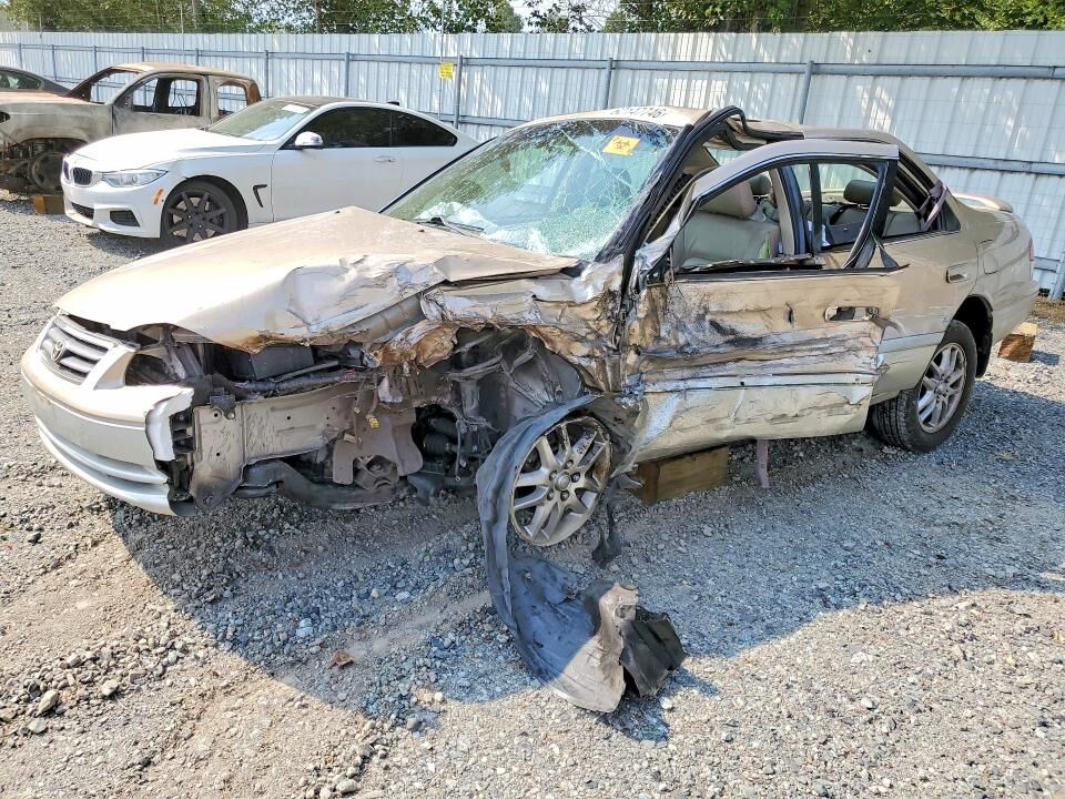 2001 TOYOTA Camry
