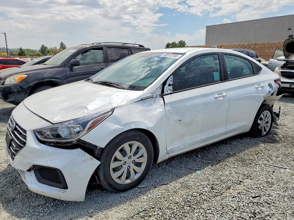 2022 HYUNDAI Accent