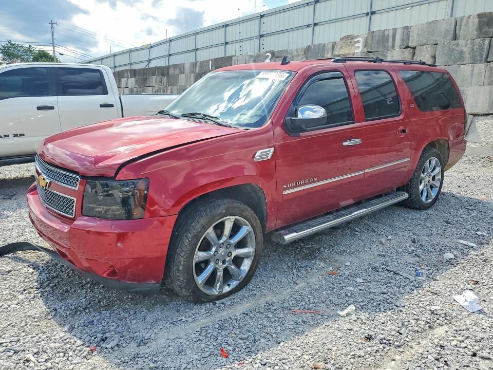 2014 CHEVROLET Suburban