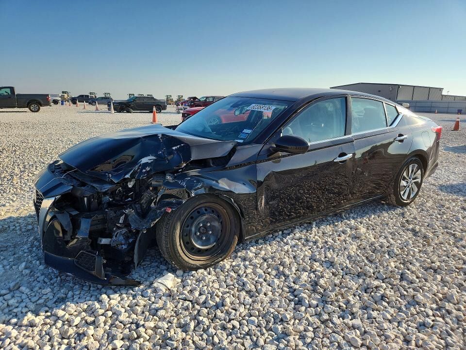 2021 NISSAN Altima