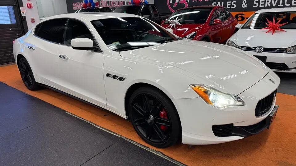 2016 MASERATI Quattroporte