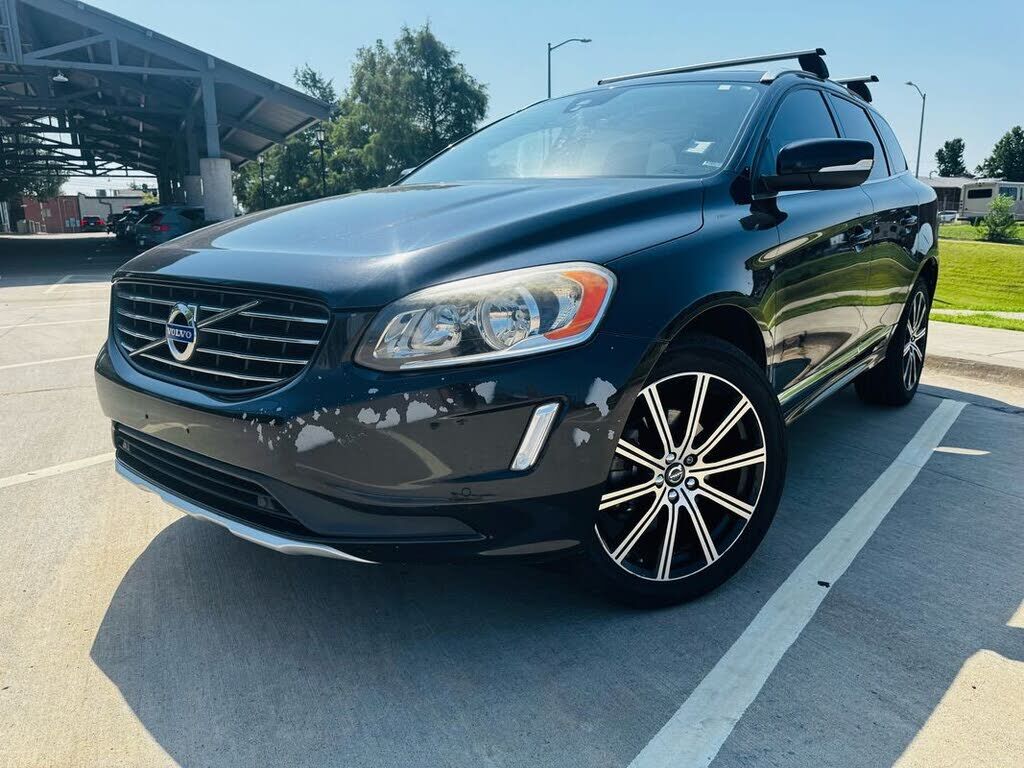 2015 VOLVO XC60
