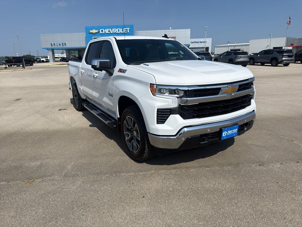 2026 CHEVROLET Silverado