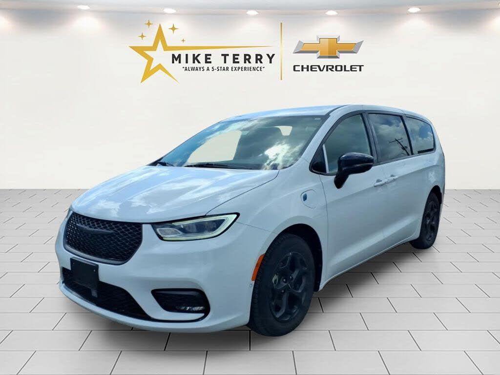 2024 CHRYSLER Pacifica