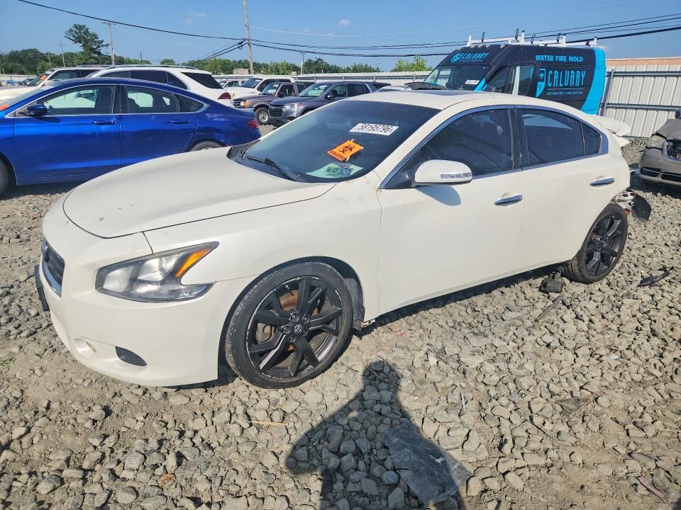2013 NISSAN Maxima