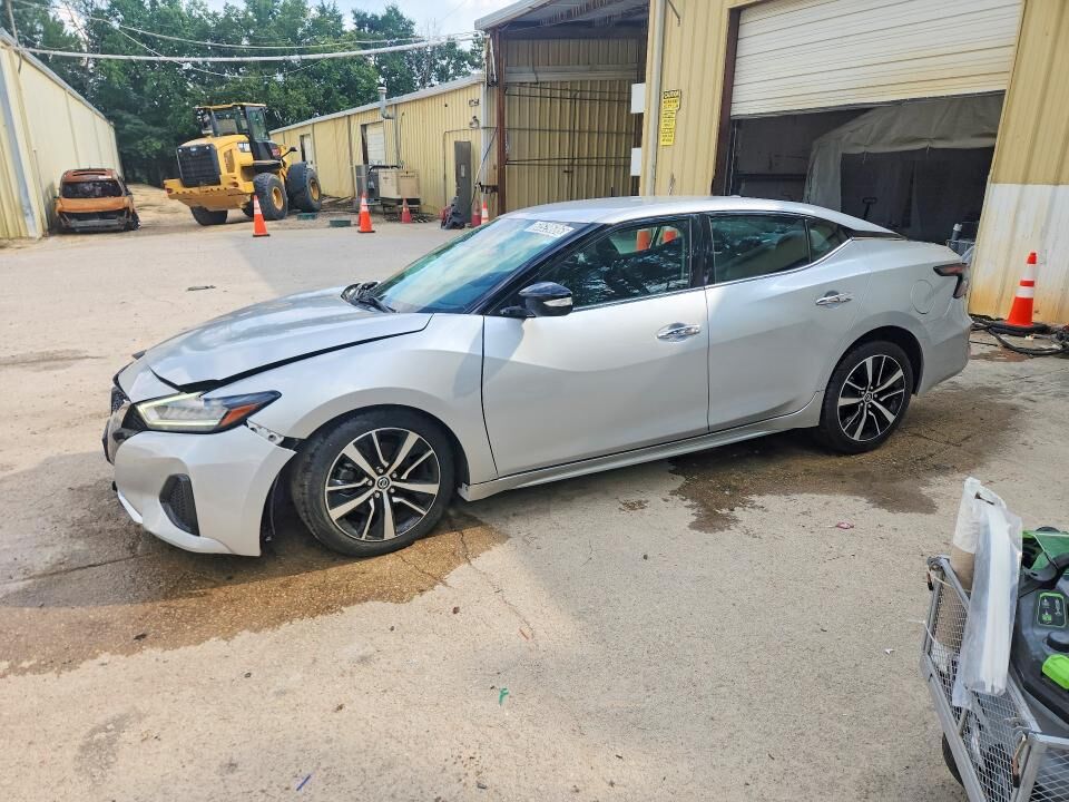 2021 NISSAN Maxima