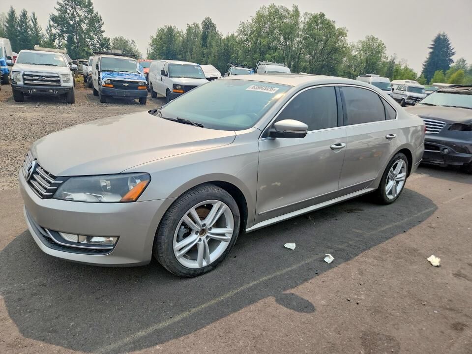 2014 VOLKSWAGEN Passat