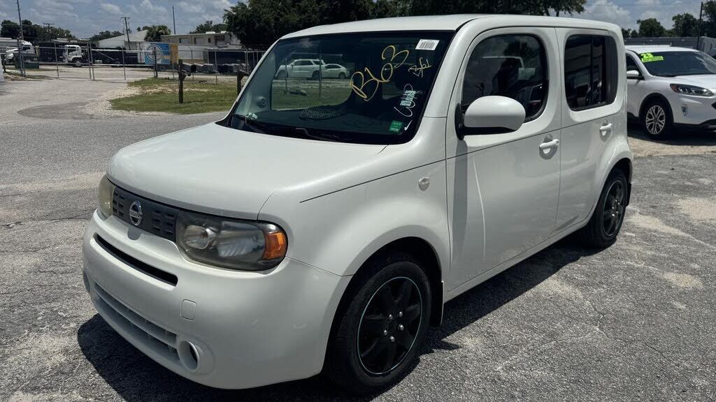 2010 NISSAN Cube