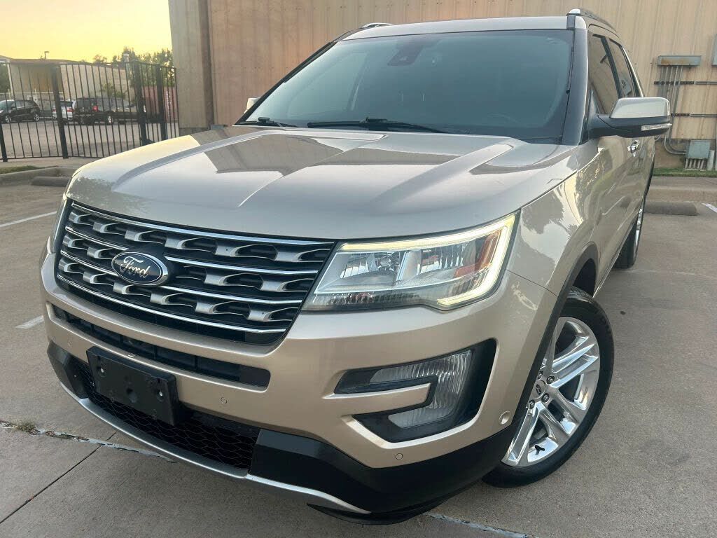 2017 FORD Explorer