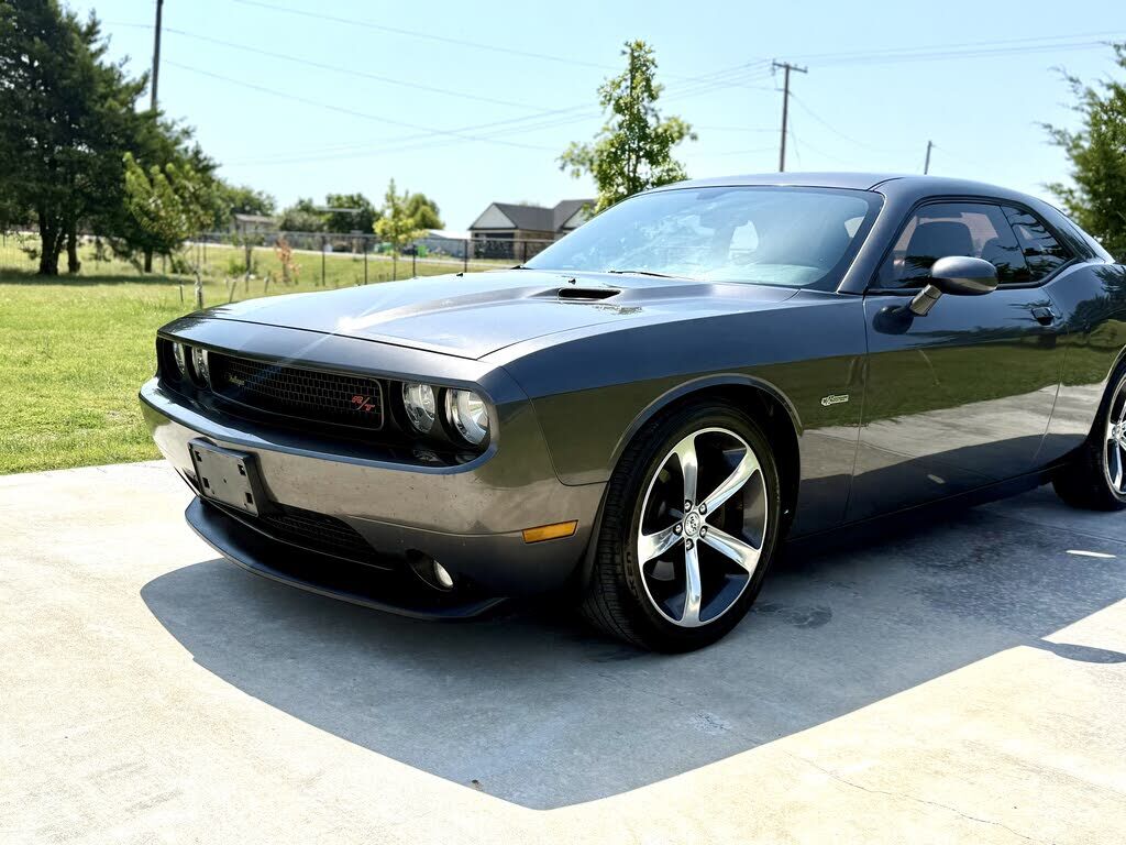 2014 DODGE Challenger