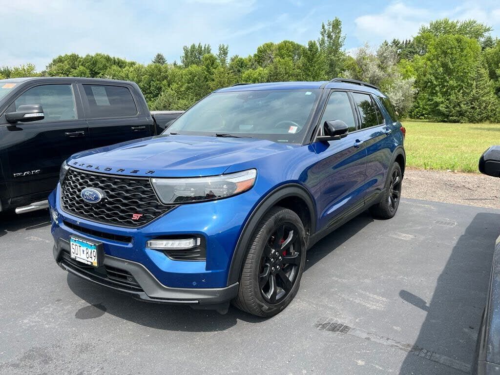 2023 FORD Explorer
