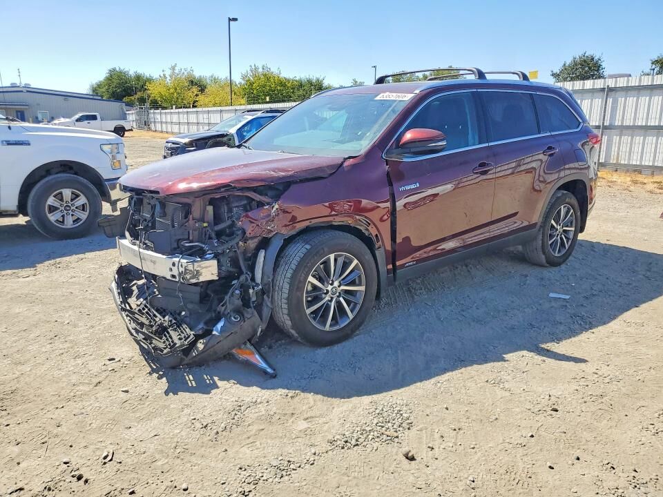 2019 TOYOTA Highlander