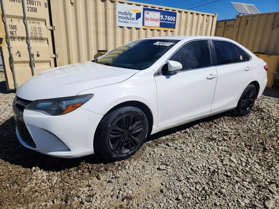 2015 TOYOTA Camry