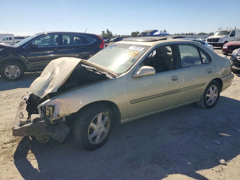 1999 NISSAN Altima