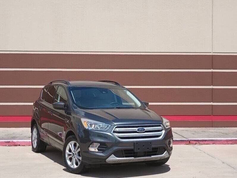 2018 FORD Escape