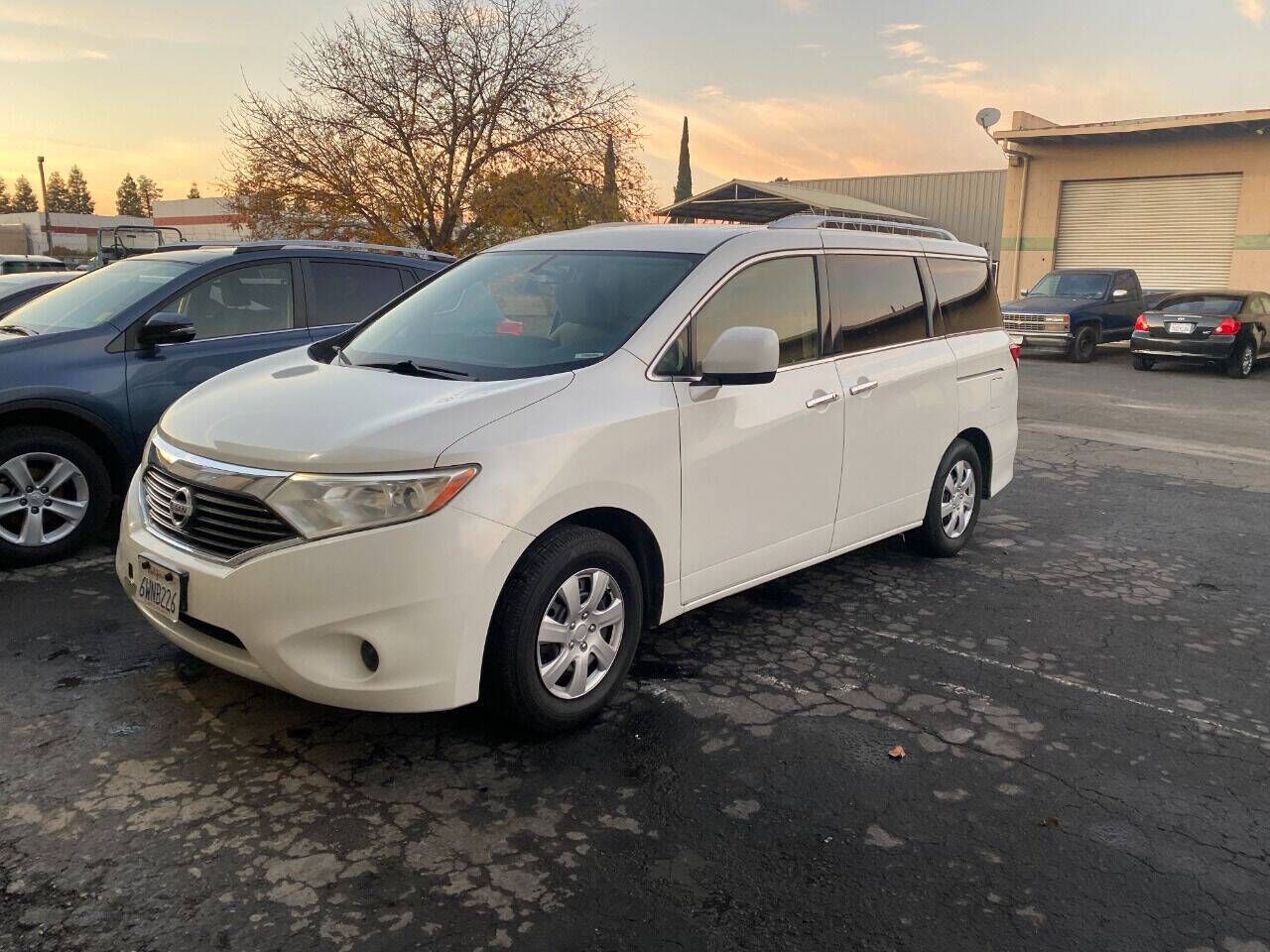 2012 NISSAN Quest