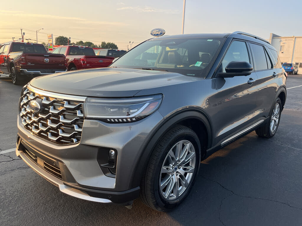 2025 FORD Explorer