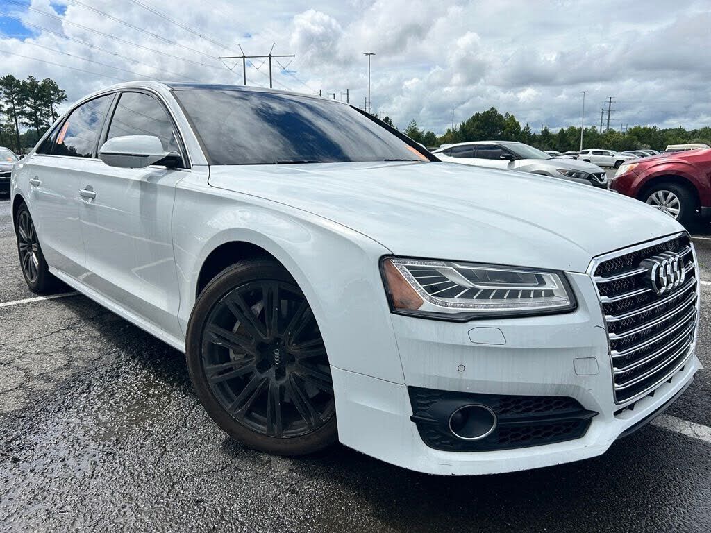 2016 AUDI A8