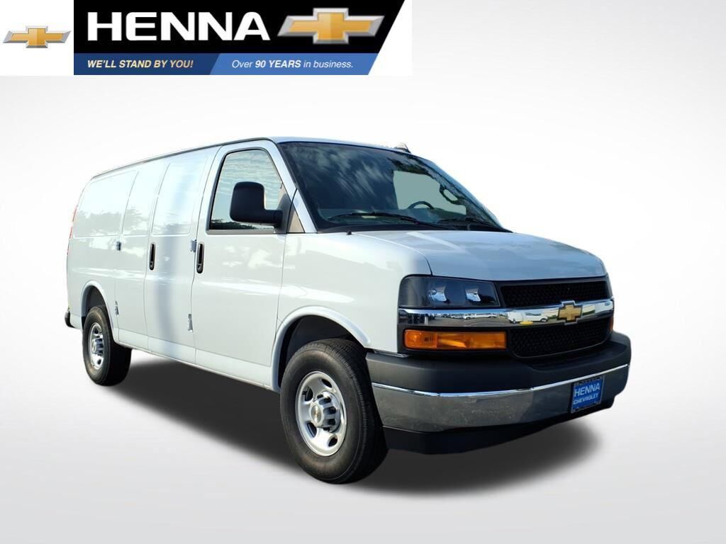 2026 CHEVROLET Express