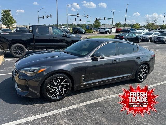 2022 KIA Stinger