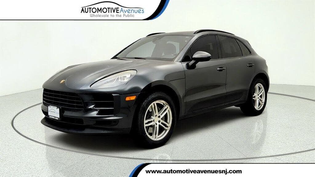 2019 PORSCHE Macan