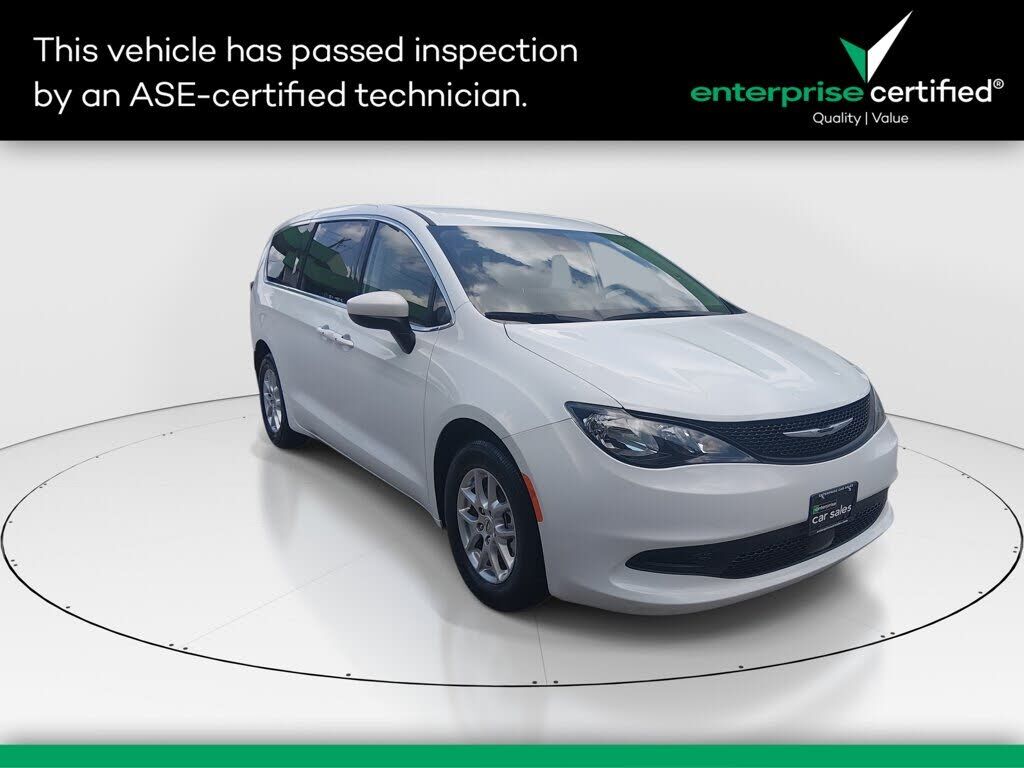 2023 CHRYSLER Voyager