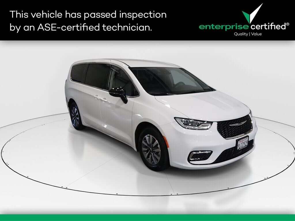 2024 CHRYSLER Pacifica