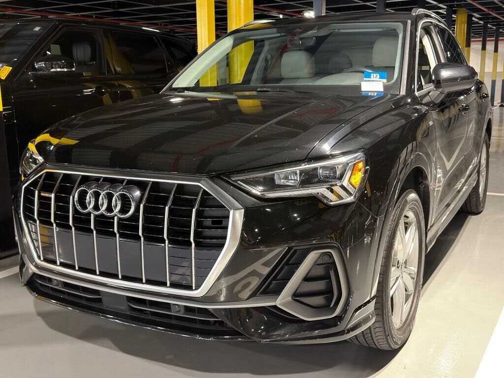 2021 AUDI Q3