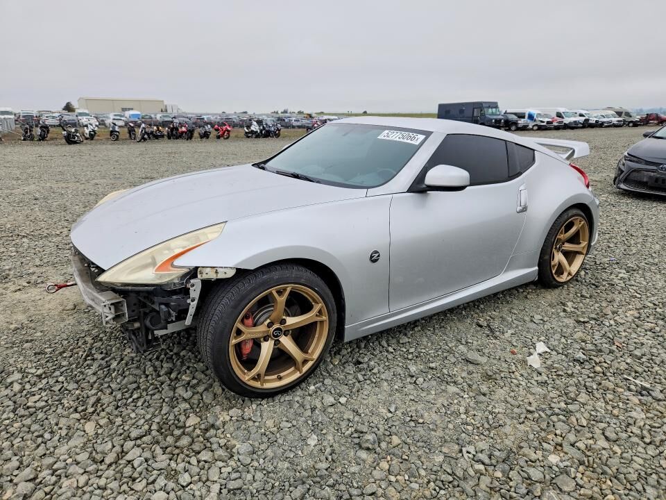 2012 NISSAN 370Z