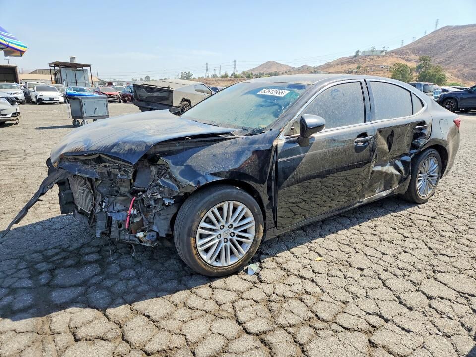 2017 LEXUS ES
