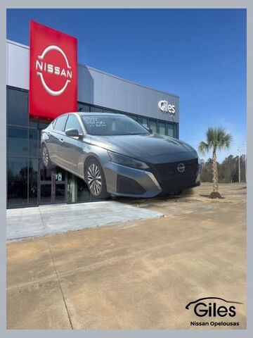 2023 NISSAN Altima