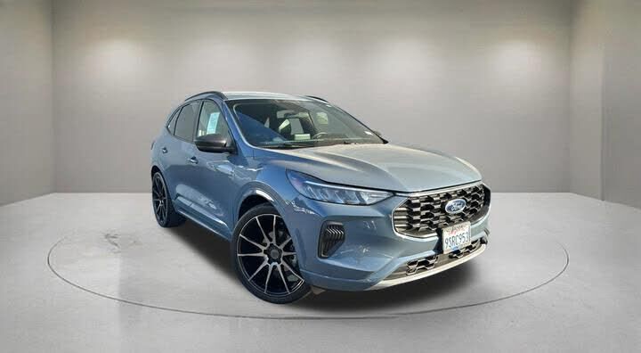 2024 FORD Escape
