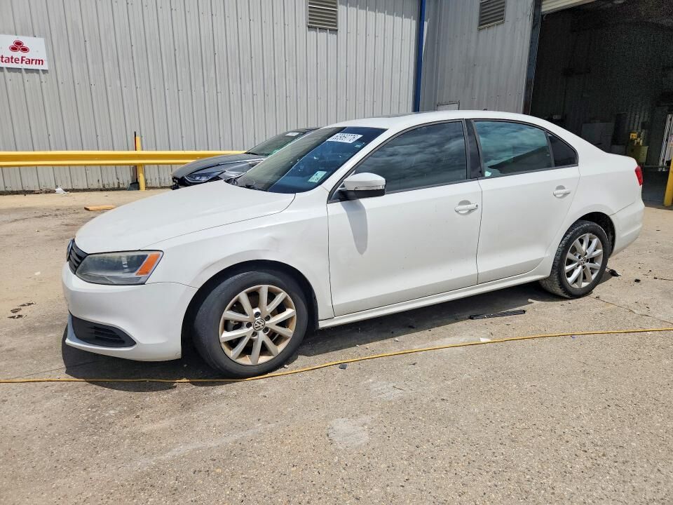 2011 VOLKSWAGEN Jetta