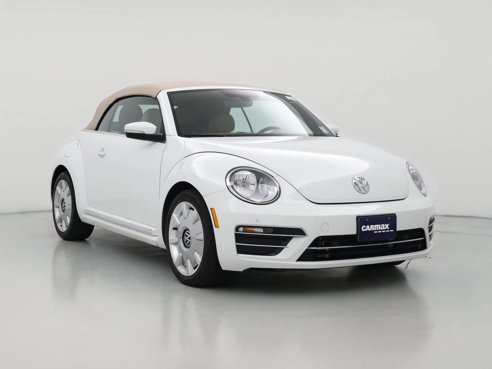2017 VOLKSWAGEN Beetle
