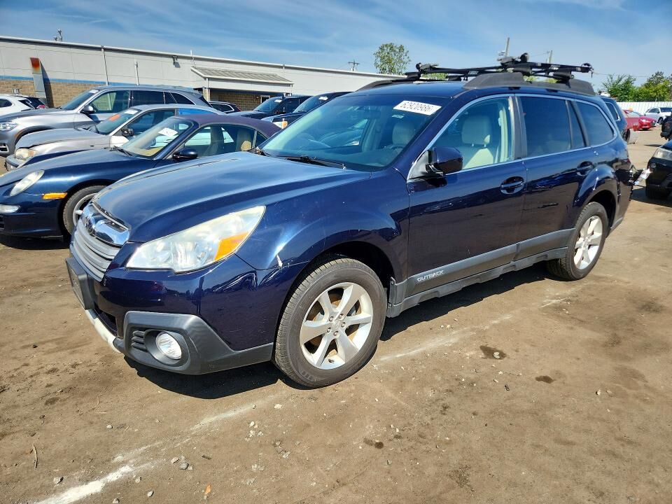 2014 SUBARU Outback