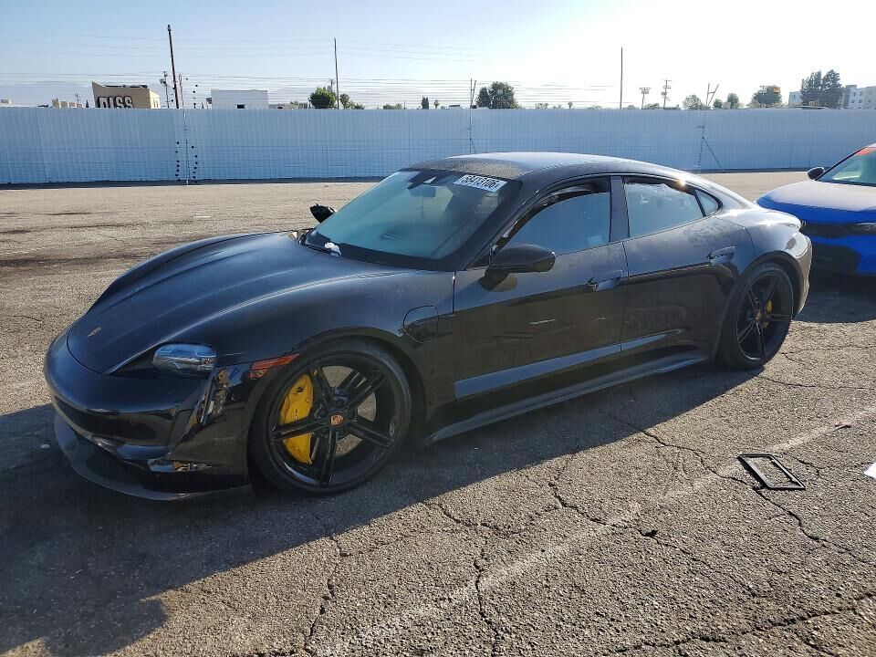 2021 PORSCHE Taycan