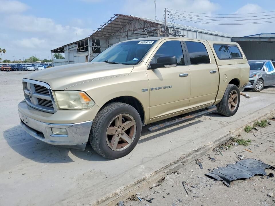 2011 DODGE Ram