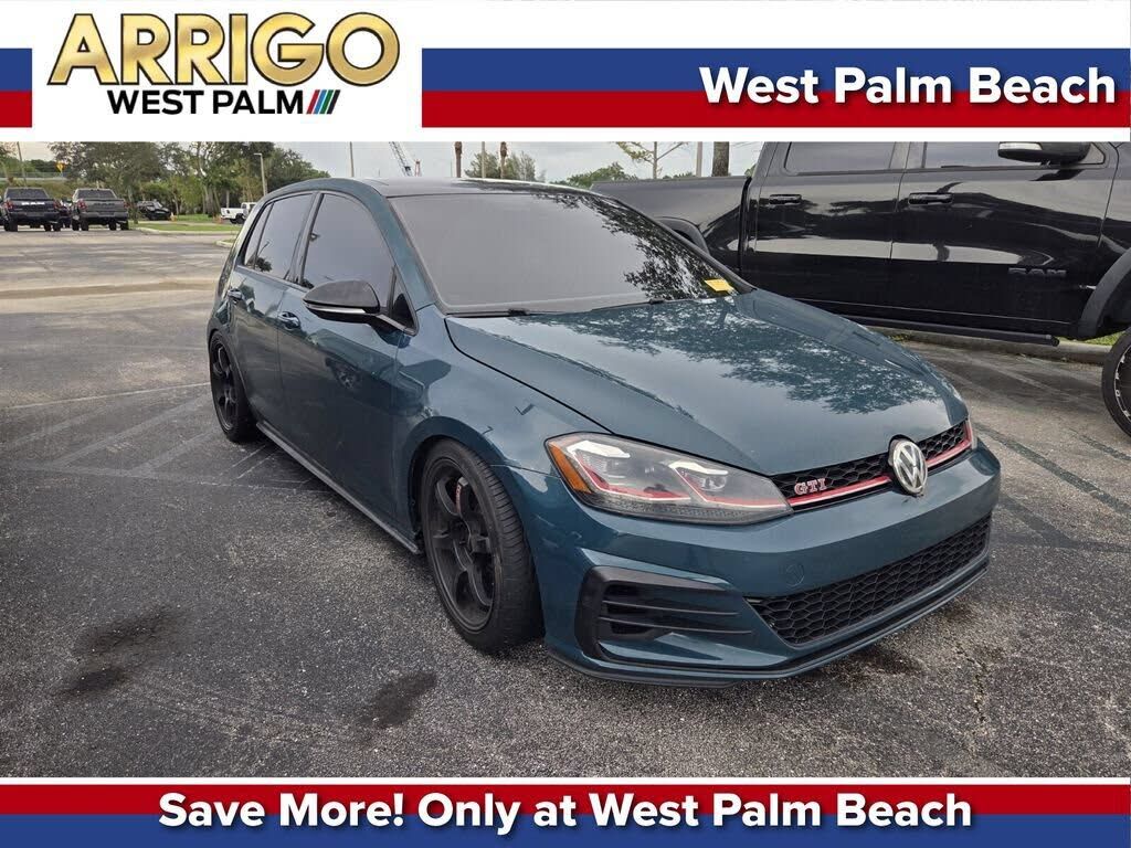 2019 VOLKSWAGEN Golf GTI
