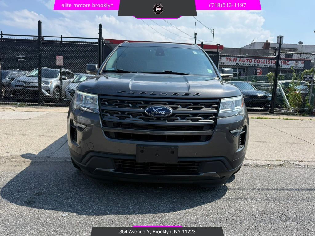 2018 FORD Explorer