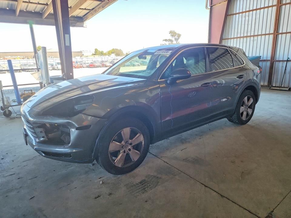 2019 PORSCHE Cayenne