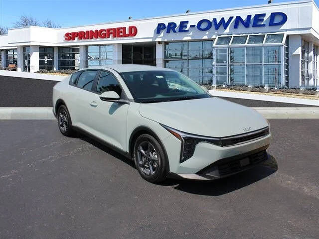 2025 KIA K4