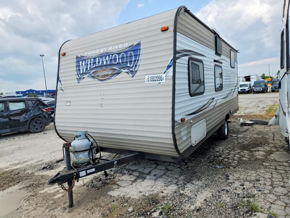 2016 FOREST RIVER Wildwood towables