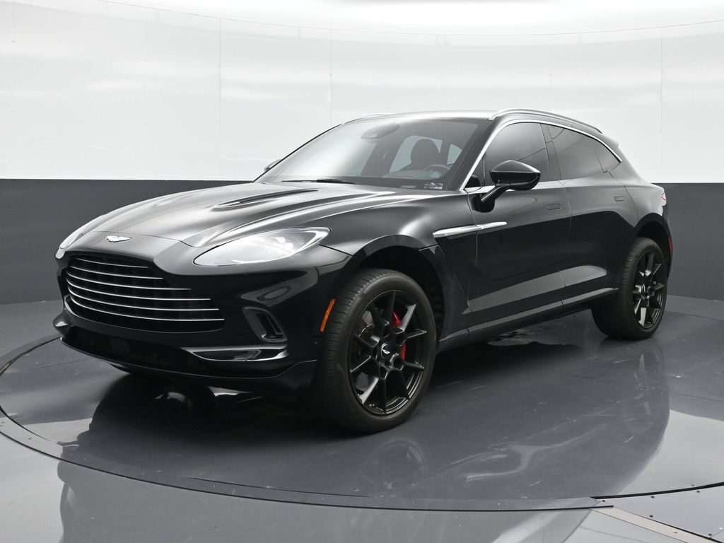 2021 ASTON MARTIN DBX