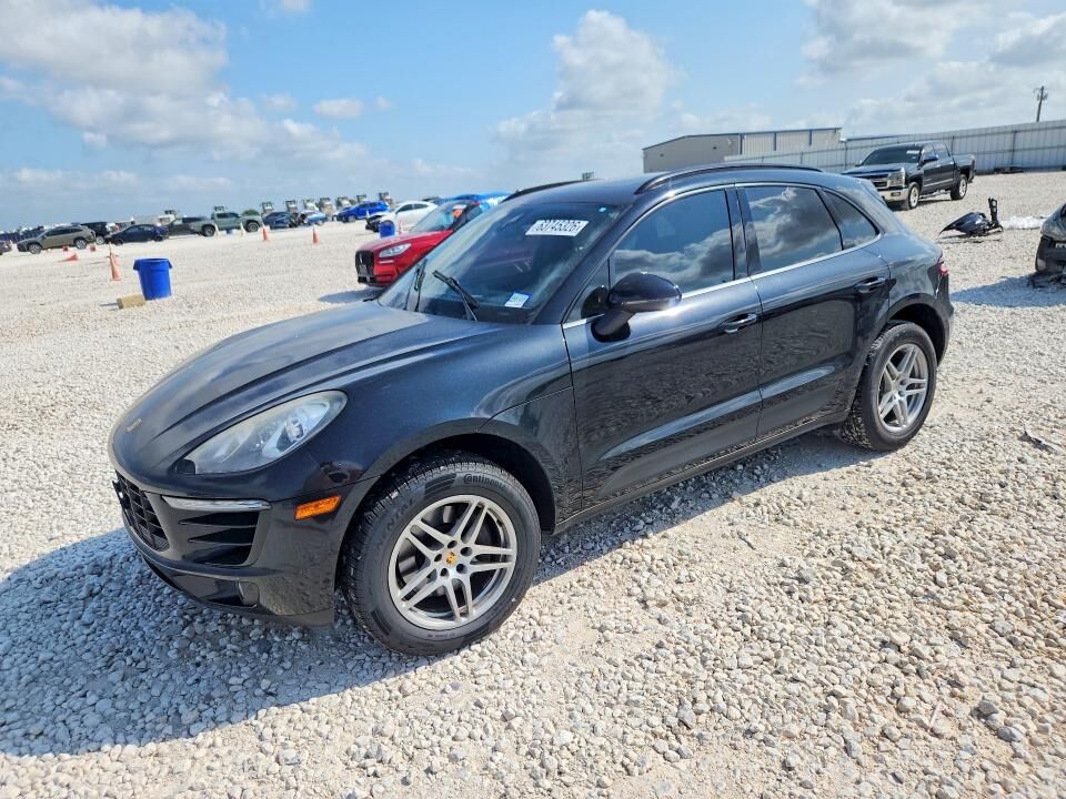 2017 PORSCHE Macan