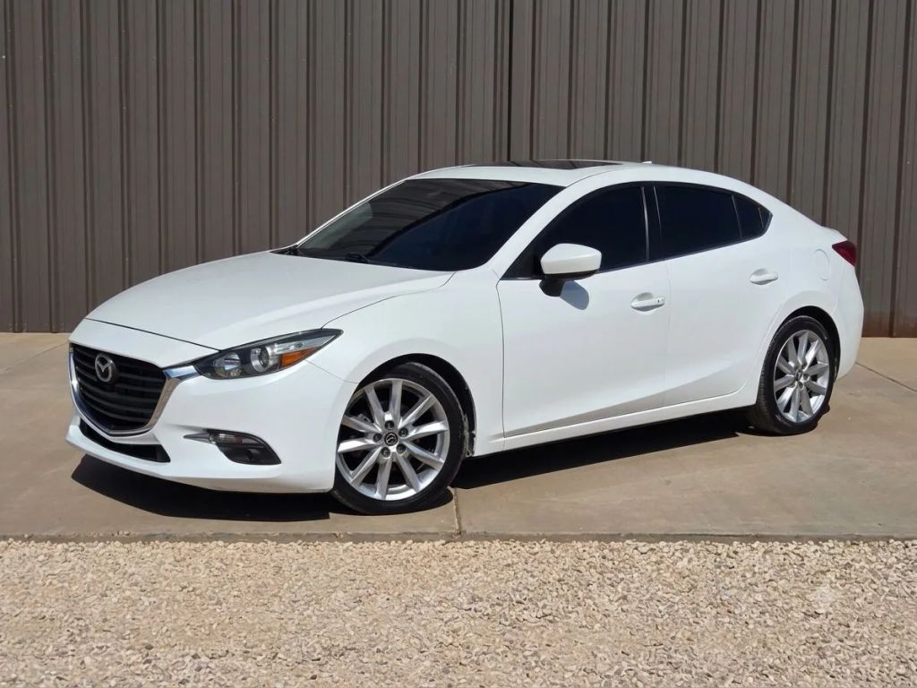 2018 MAZDA Mazda3