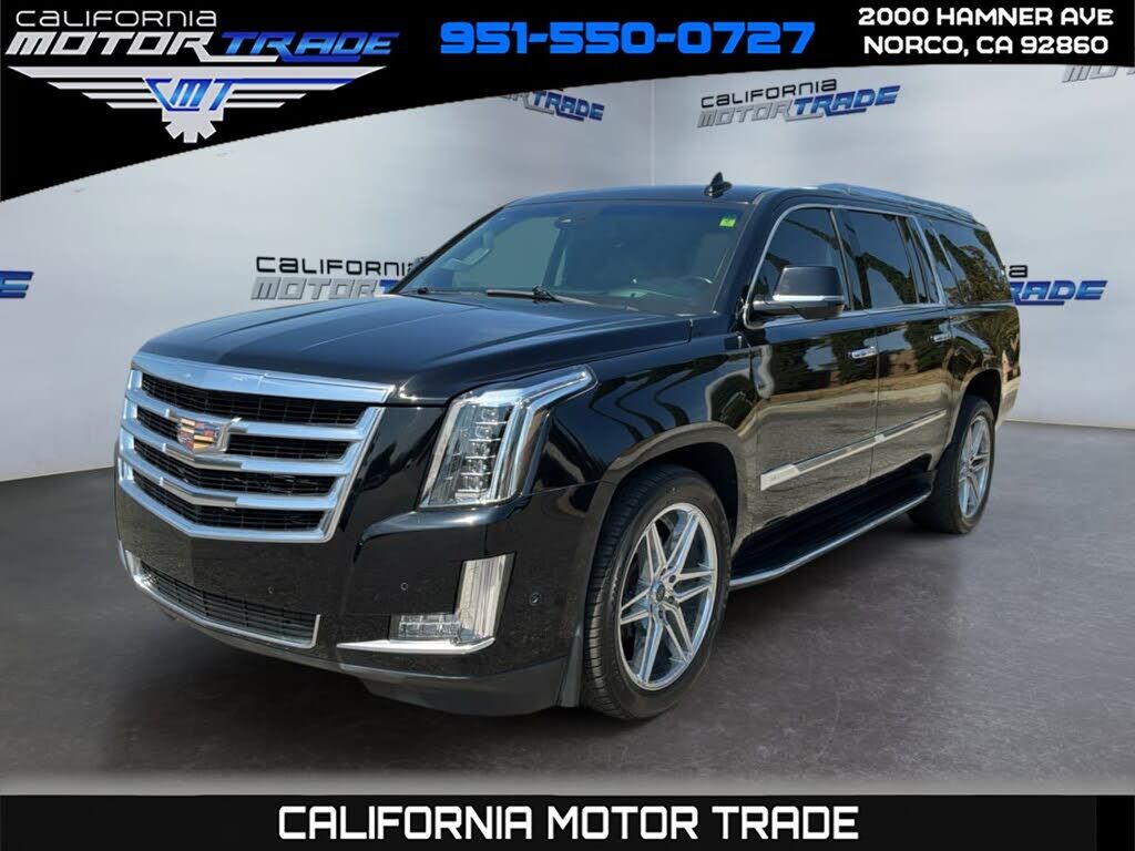 2017 CADILLAC Escalade ESV