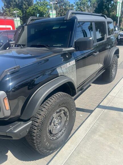 2024 FORD Bronco