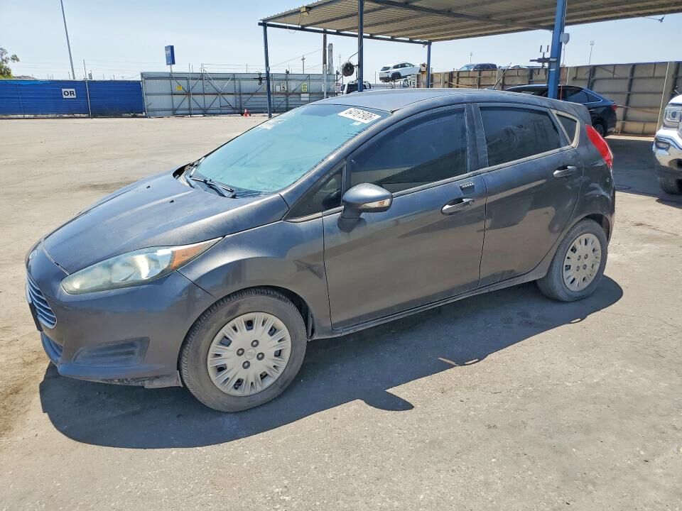 2016 FORD Fiesta