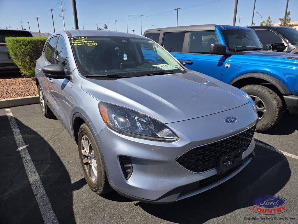 2022 FORD Escape