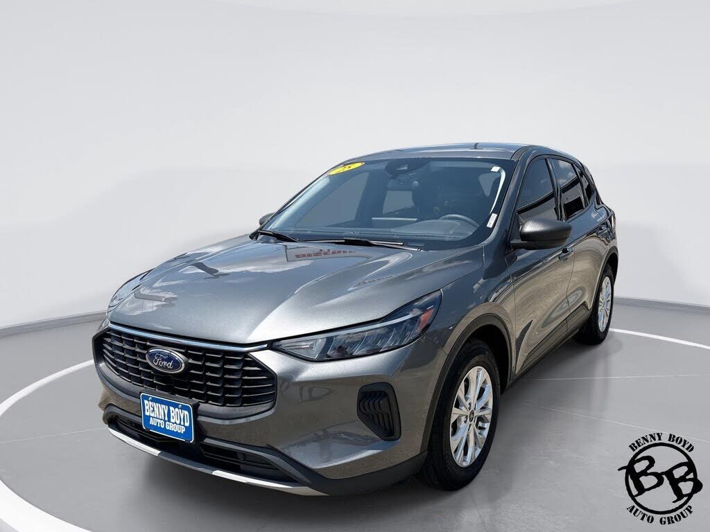 2025 FORD Escape